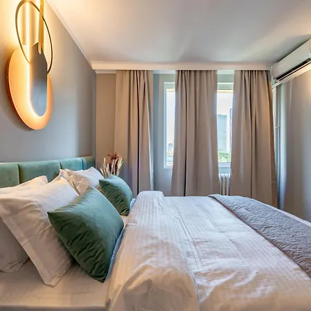 Golden Glow Hideaway شقة *