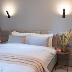 Golden Glow Hideaway Bukarest