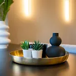 Golden Glow Hideaway *