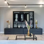 Golden Glow Hideaway Apartman Bukarest
