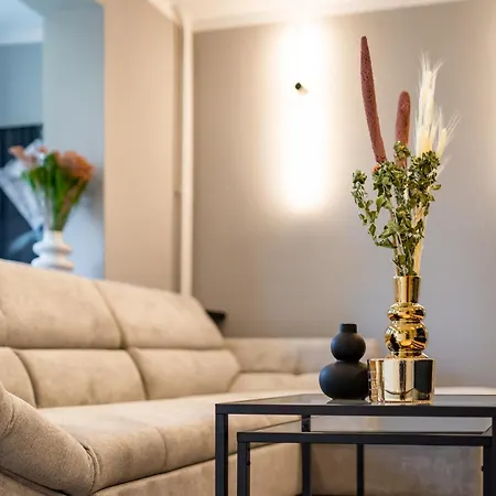 Apartament Golden Glow Hideaway