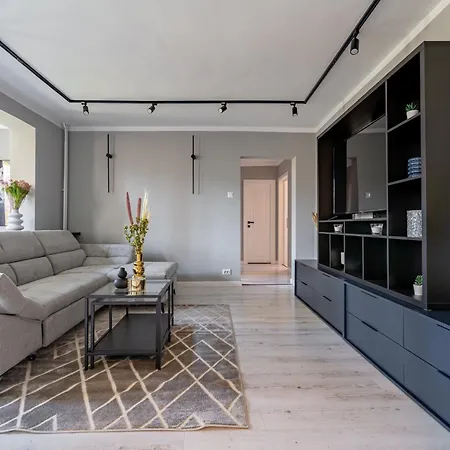 Golden Glow Hideaway