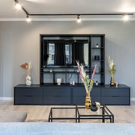 Golden Glow Hideaway Apartment Bucharest