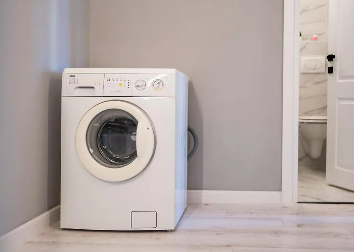 Golden Glow Hideaway * Bukareszt