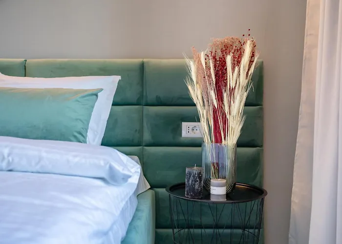 Golden Glow Hideaway * Bukurešť