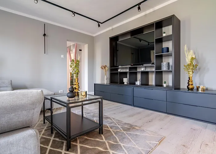 Golden Glow Hideaway Apartament