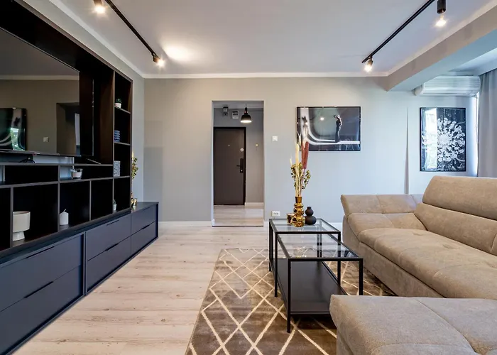 Golden Glow Hideaway Apartament *